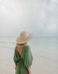 Travel in Style: Cute and Practical Vacation Outfits