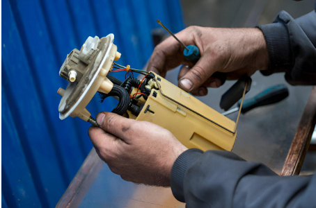 How to Diagnose and Test a Bad Fuel Pump